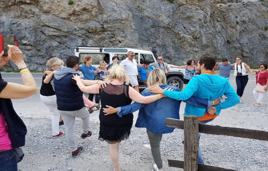 Cretan Safari LandRover (with driver)