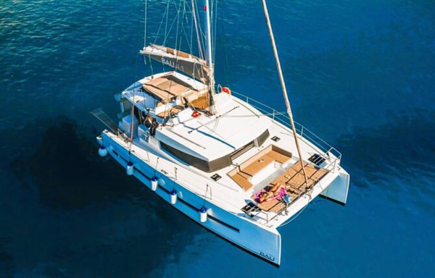 Private All Day Catamaran (6.5hours)