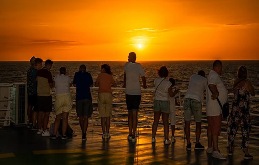 Santorini one day Trip from Heraklion