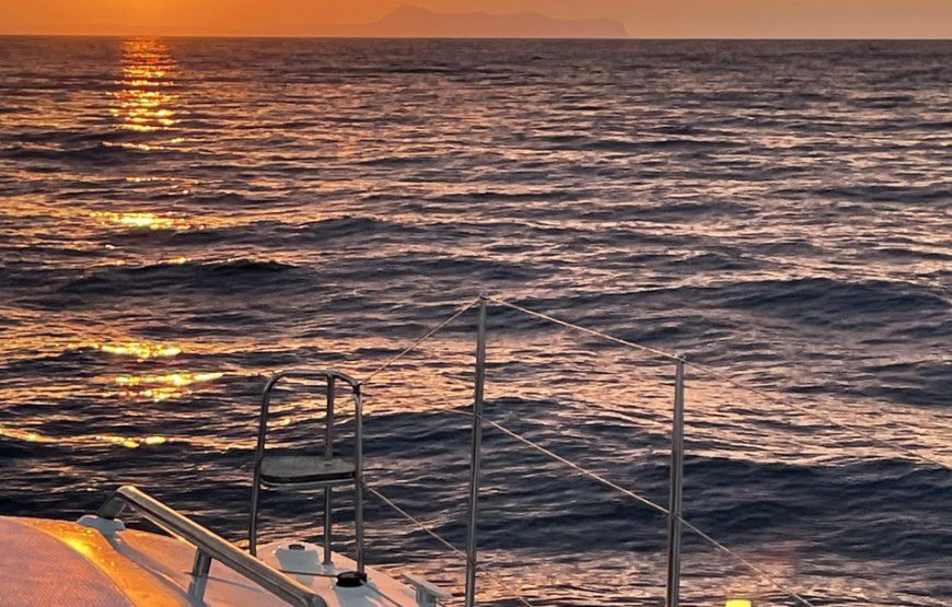 Private Sunset Catamaran (3.5hours)