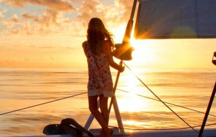 Private Sunset Catamaran (3.5hours)