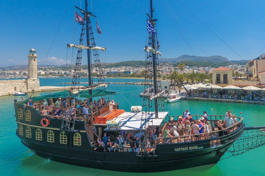 Pirate Ship – Swimming (3hours)